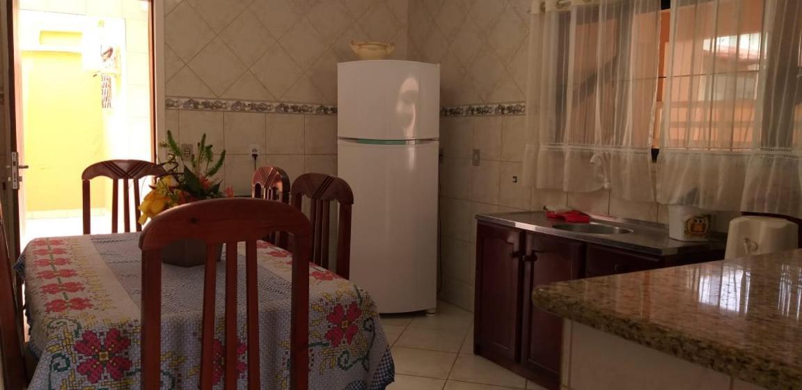 Willa Casa 02 Dorm Na Rua Salmao Bombinhas Zewnętrze zdjęcie