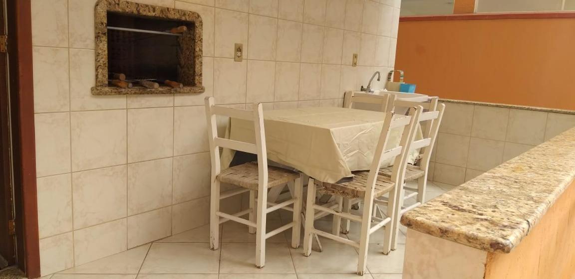 Willa Casa 02 Dorm Na Rua Salmao Bombinhas Zewnętrze zdjęcie